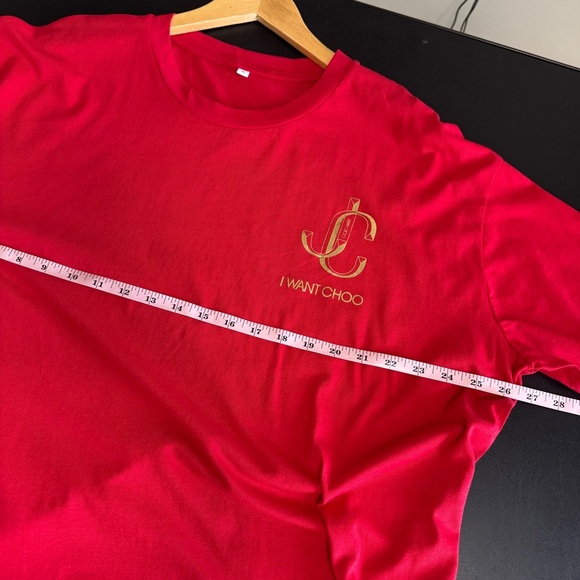 Jimmy Choo ‘I Want Choo’ red T shirt size XL
New without tags - Picture 4 of 8